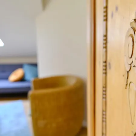 לינה וארוחת בוקר Landhaeuschen Anderswo